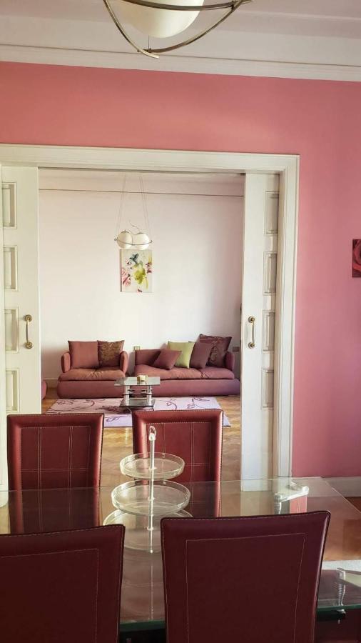 Apartment Spacious Panthouse Center Of Exotic Location